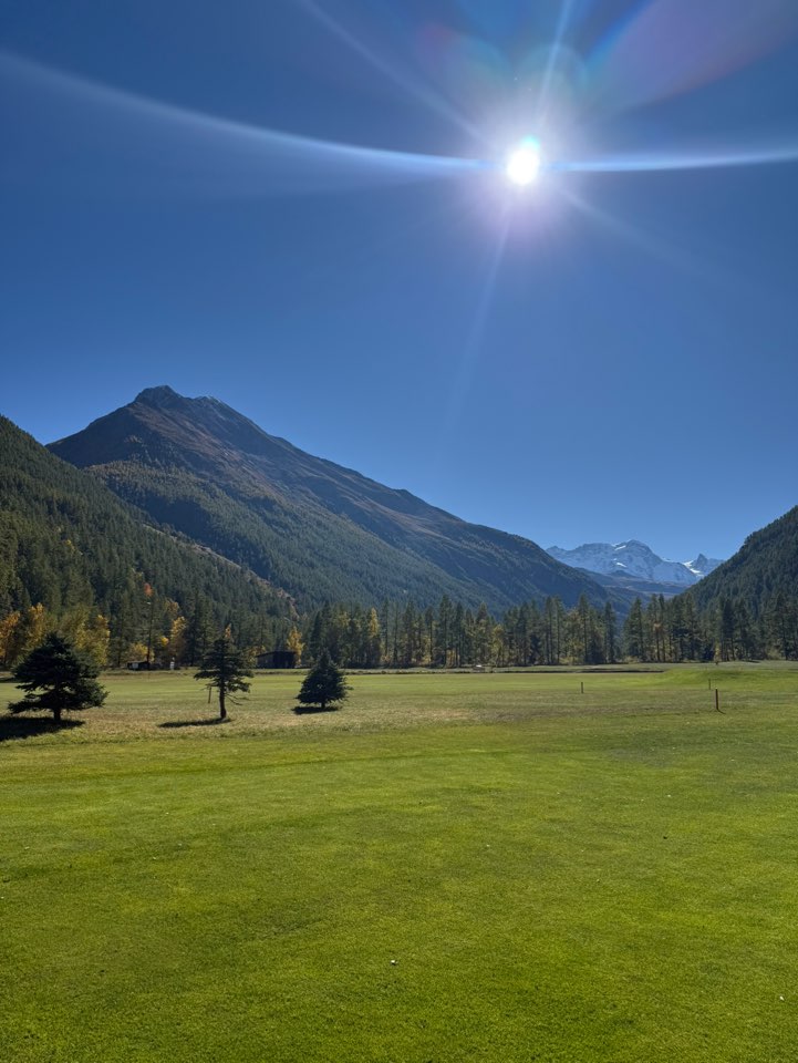 체르마트 마테호른 골프장에서 그린피 무료로 즐긴 스위스 골프 라운딩 전경