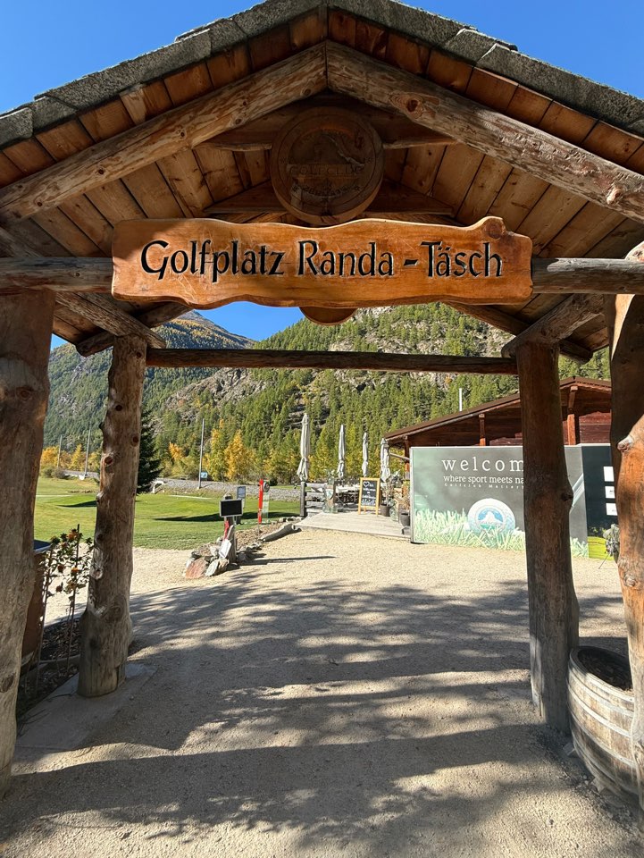 체르마트 스위트네호텔 주르브리겐 숙박 고객이 무료로 즐길 수 있는 마테호른 골프 라운딩